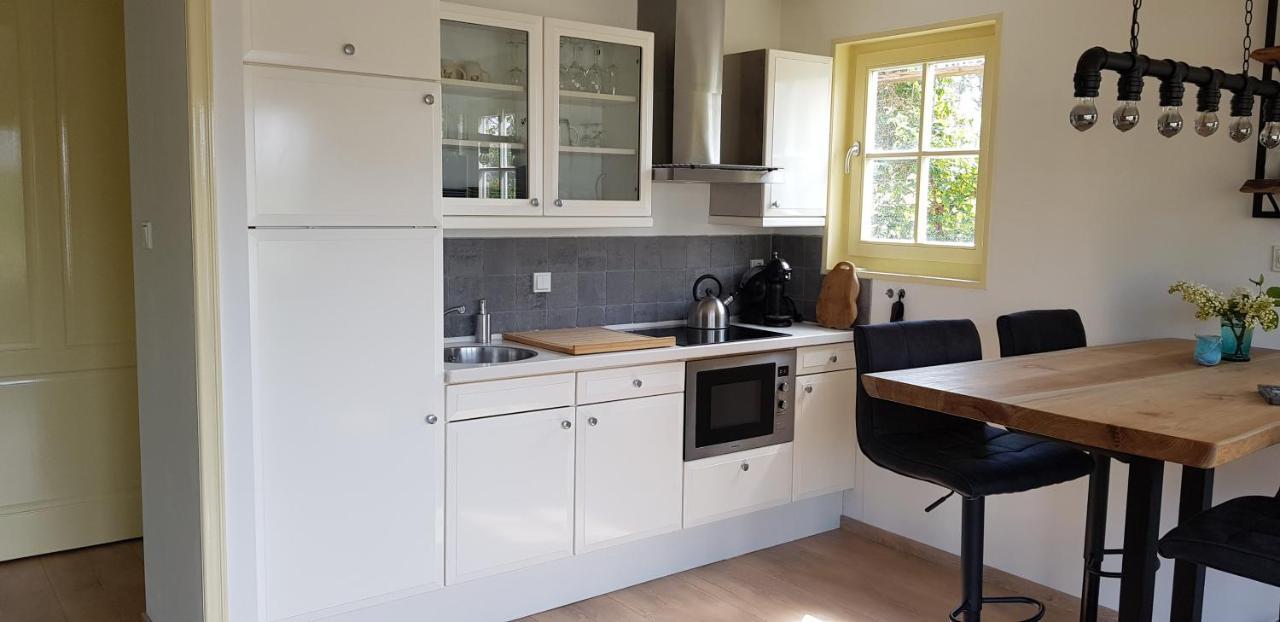 Prachtig Vrijstaand Appartement Aan Het Water Heerhugowaard Exterior foto